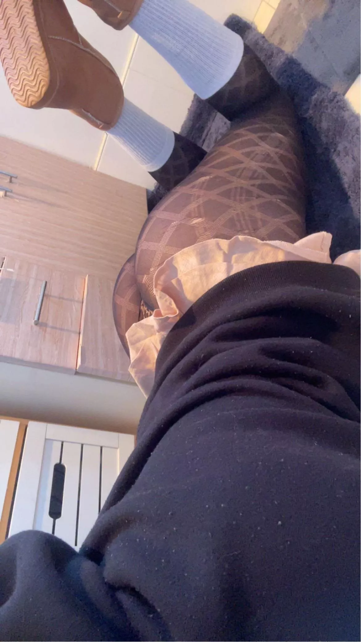 this how people that use <3, dress.