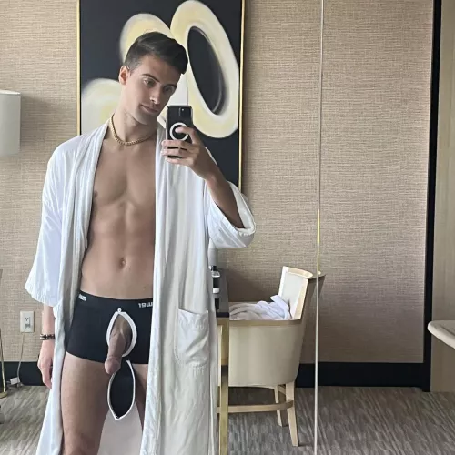 This is how I'll hypnotise you into having some fun