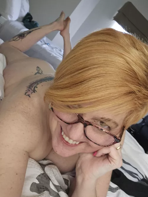 51f 40DDD NURSE AT YOUR SERVICE