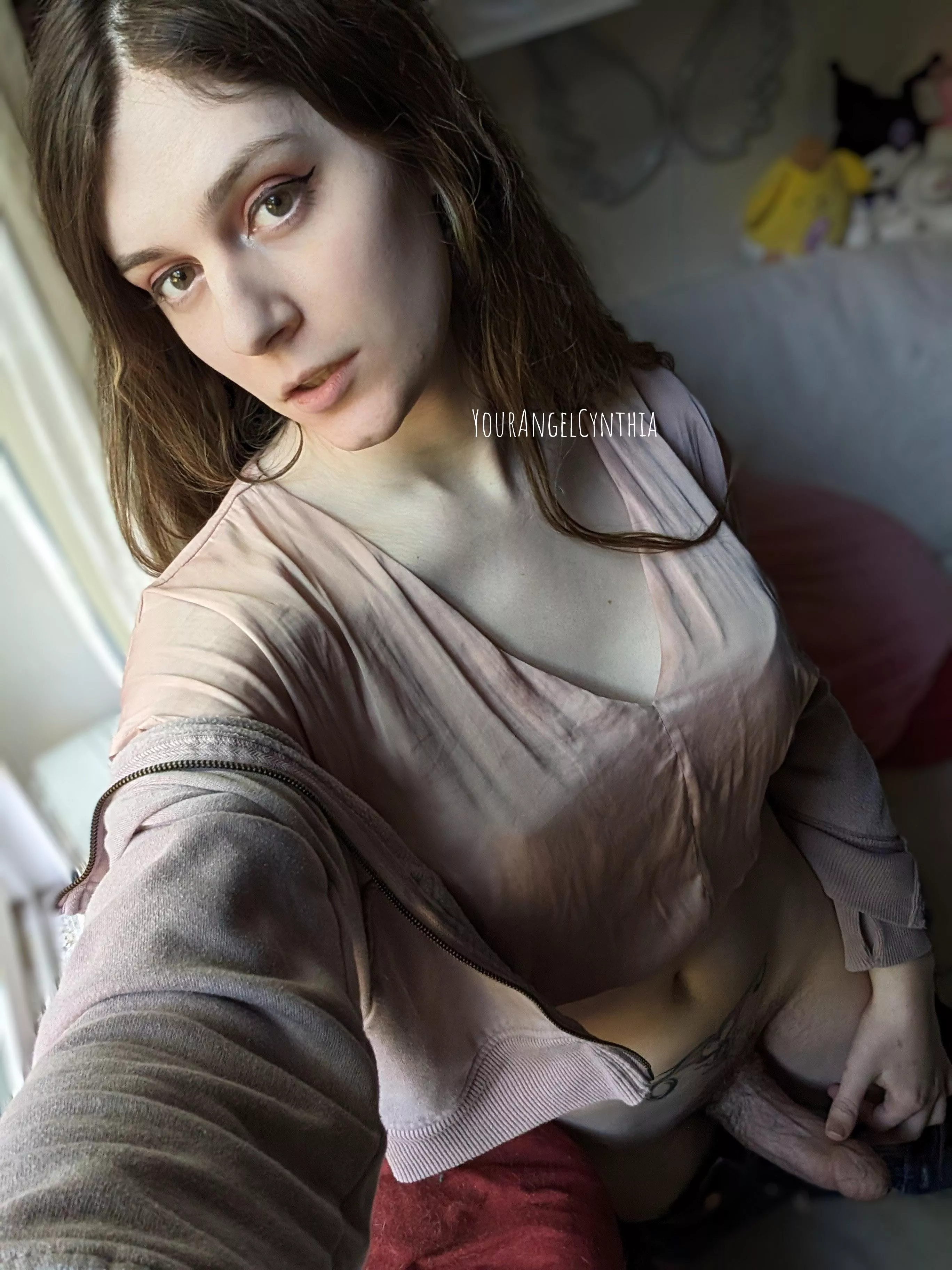 6 feet tall 7 inches long, but who's counting 😜