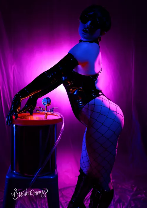 Hello fellow NSFW artists