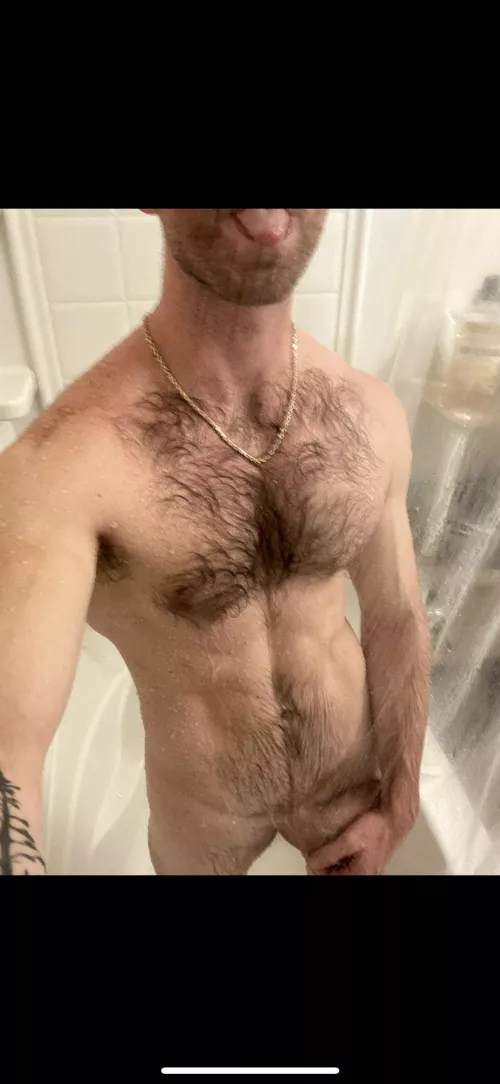 I’m always taking pics for this sun in the shower lol 