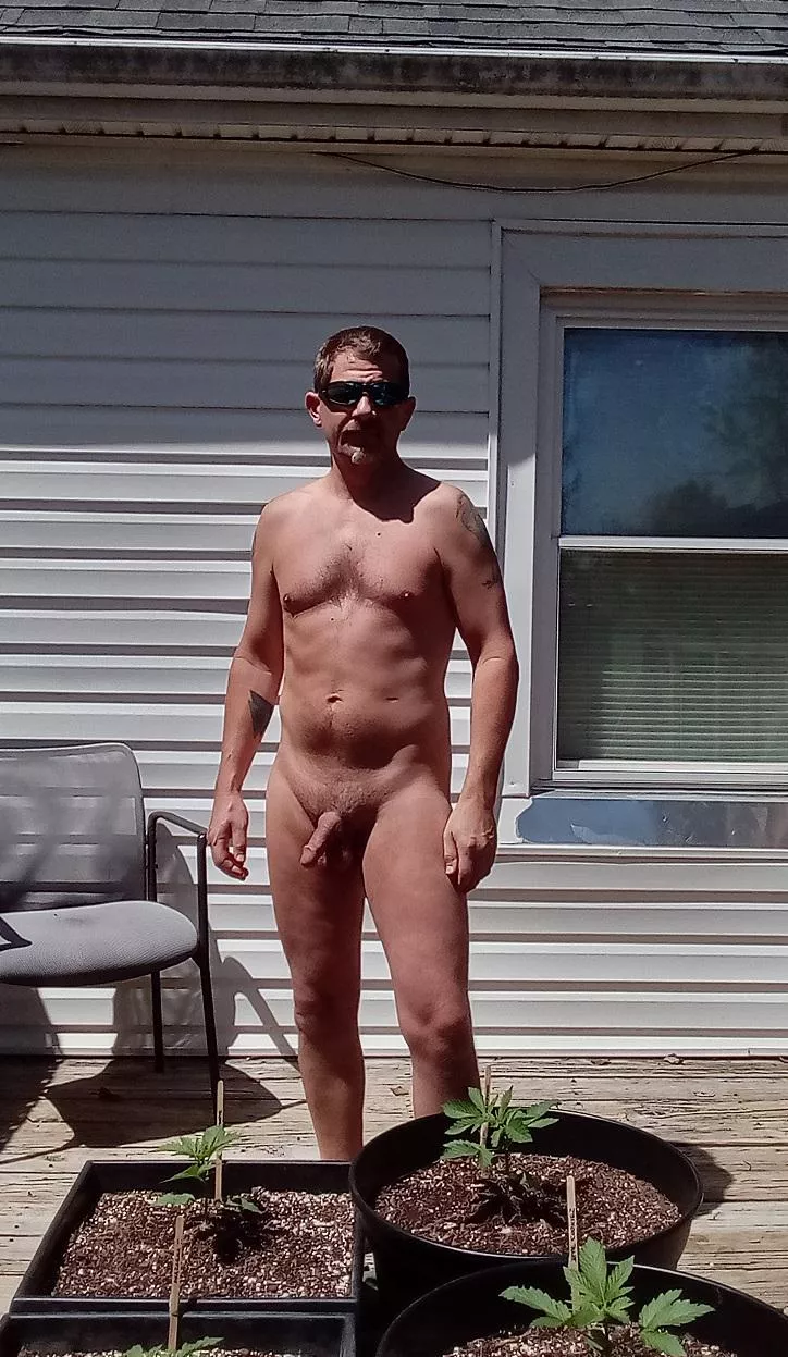 Reminder: Naked Gardening Day is May 4th ☀️🌱