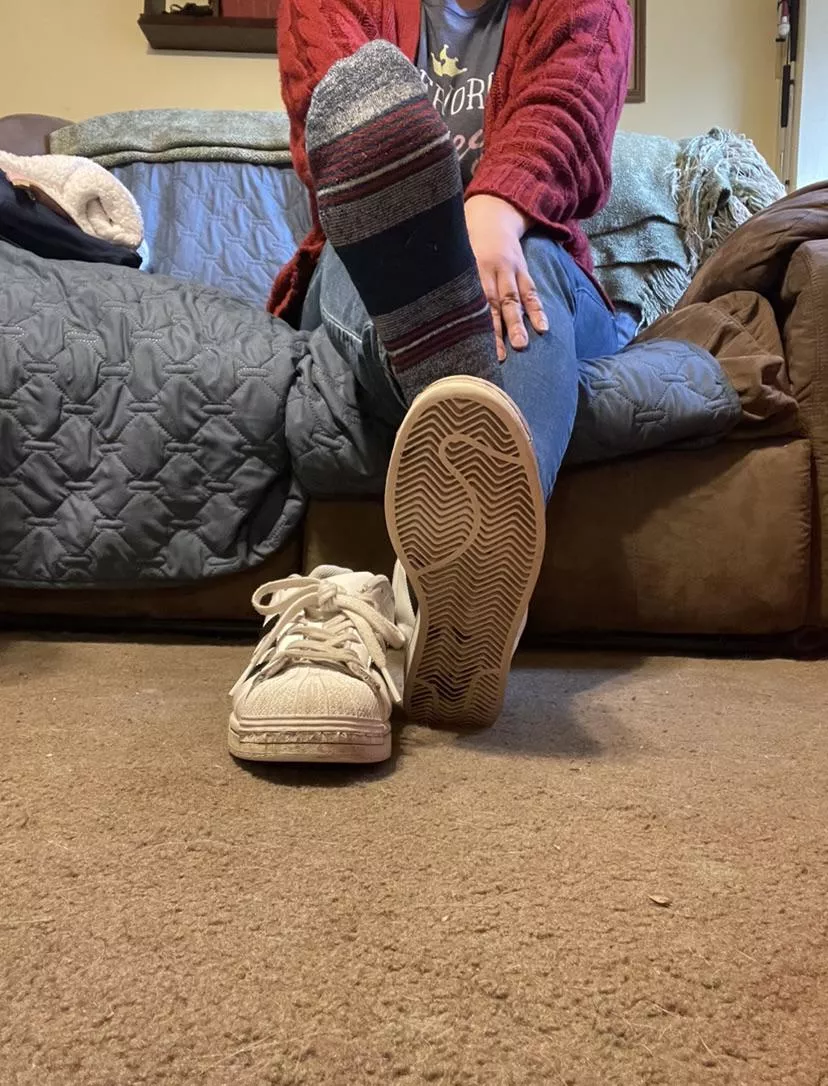 [Selling] Anyone itching for a sniff right out of my sneakers? ☺️💕