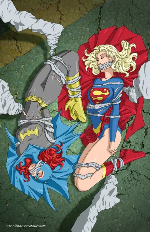 Super girl and bat girl 
