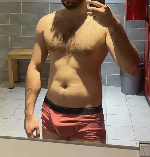 Anyone care to join le in the shower ;)