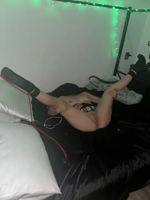 Got tied spread open then left in the basement as a party favor 😈 is this your kind of party? [F]