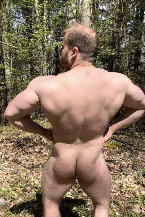 Hairy muscle ass 