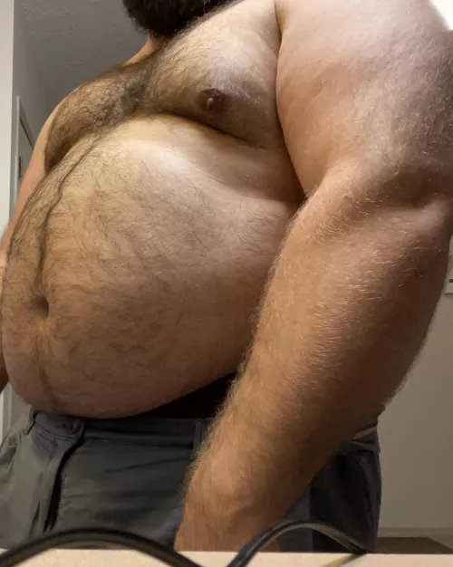 Idk who keeps downvoting my forearms, but I don't think you're ready 💪🏼🥵