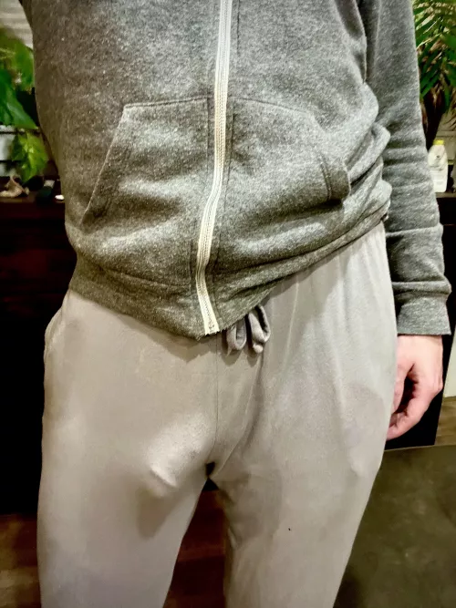 New favorite pants for errands and visiting friends. 