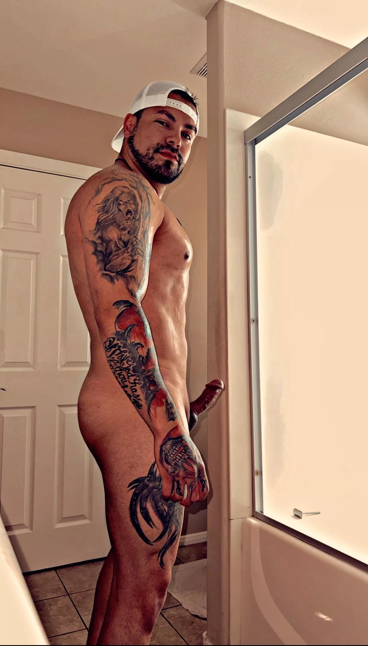 Outfit of the day, just a hat 😉