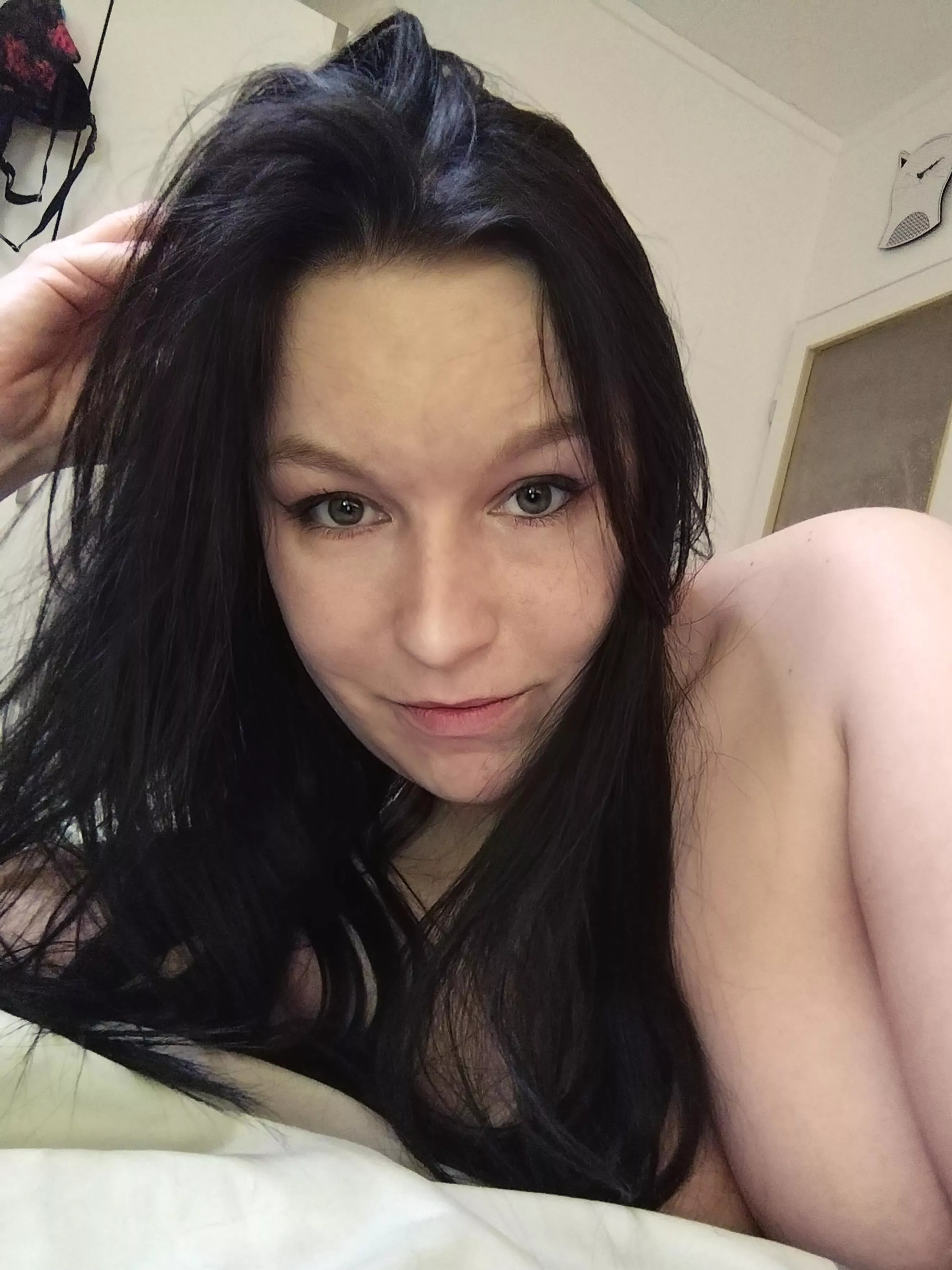 Sometimes an angel, sometimes a devil, who am I today?