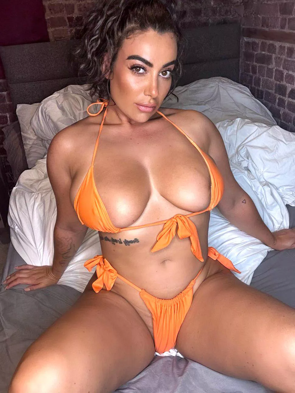 When I’m horny all I want is a face to sit on