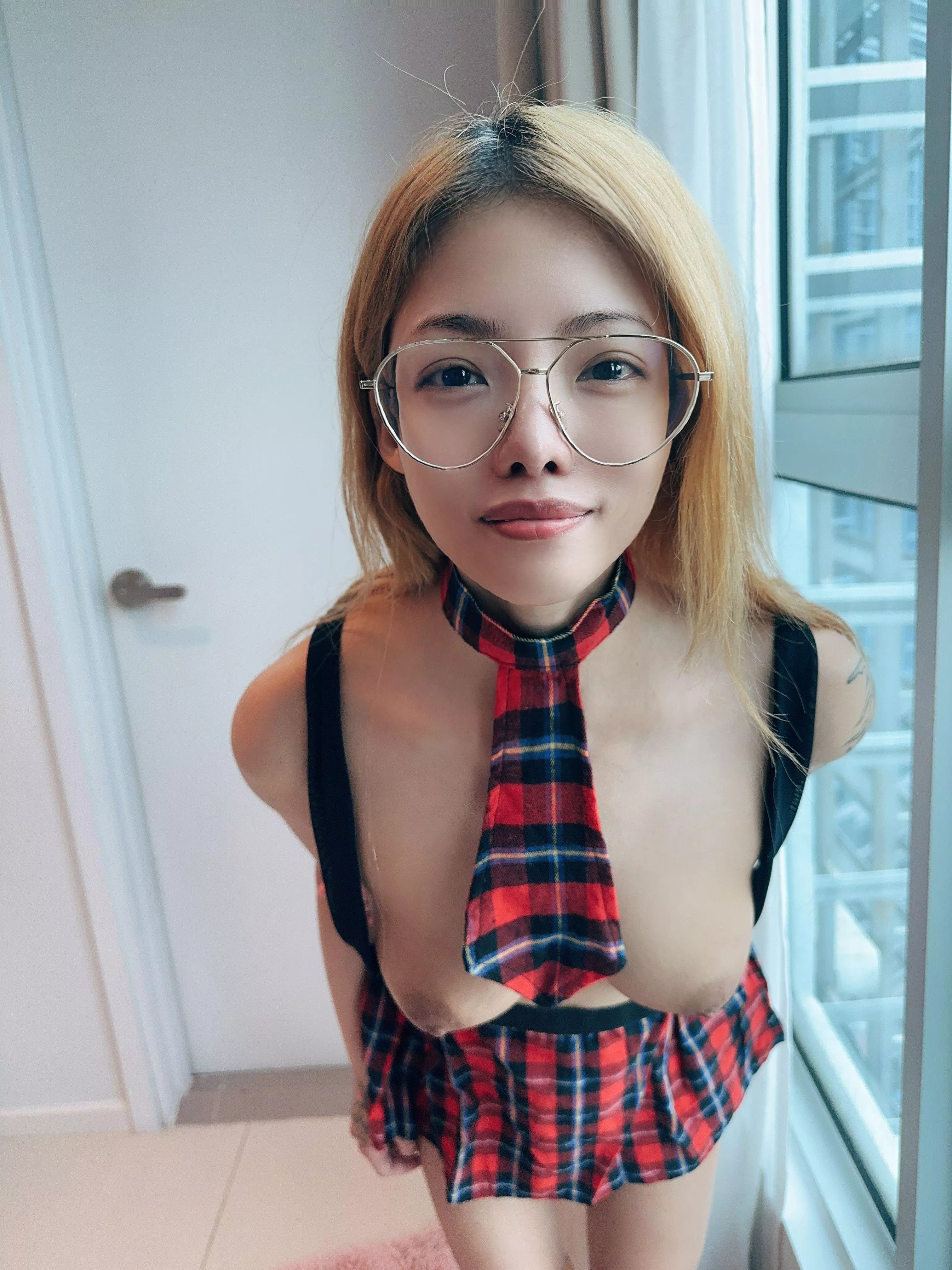 Where are the older men who likes nerdy asian girls