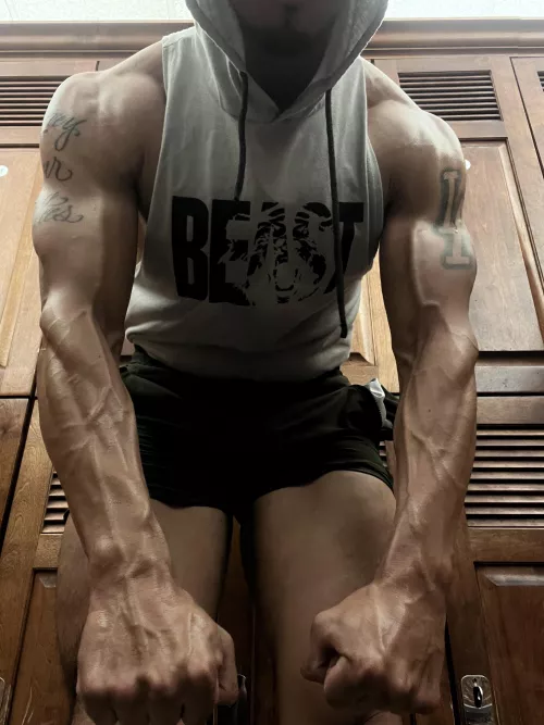 Who likes to be dominated? 