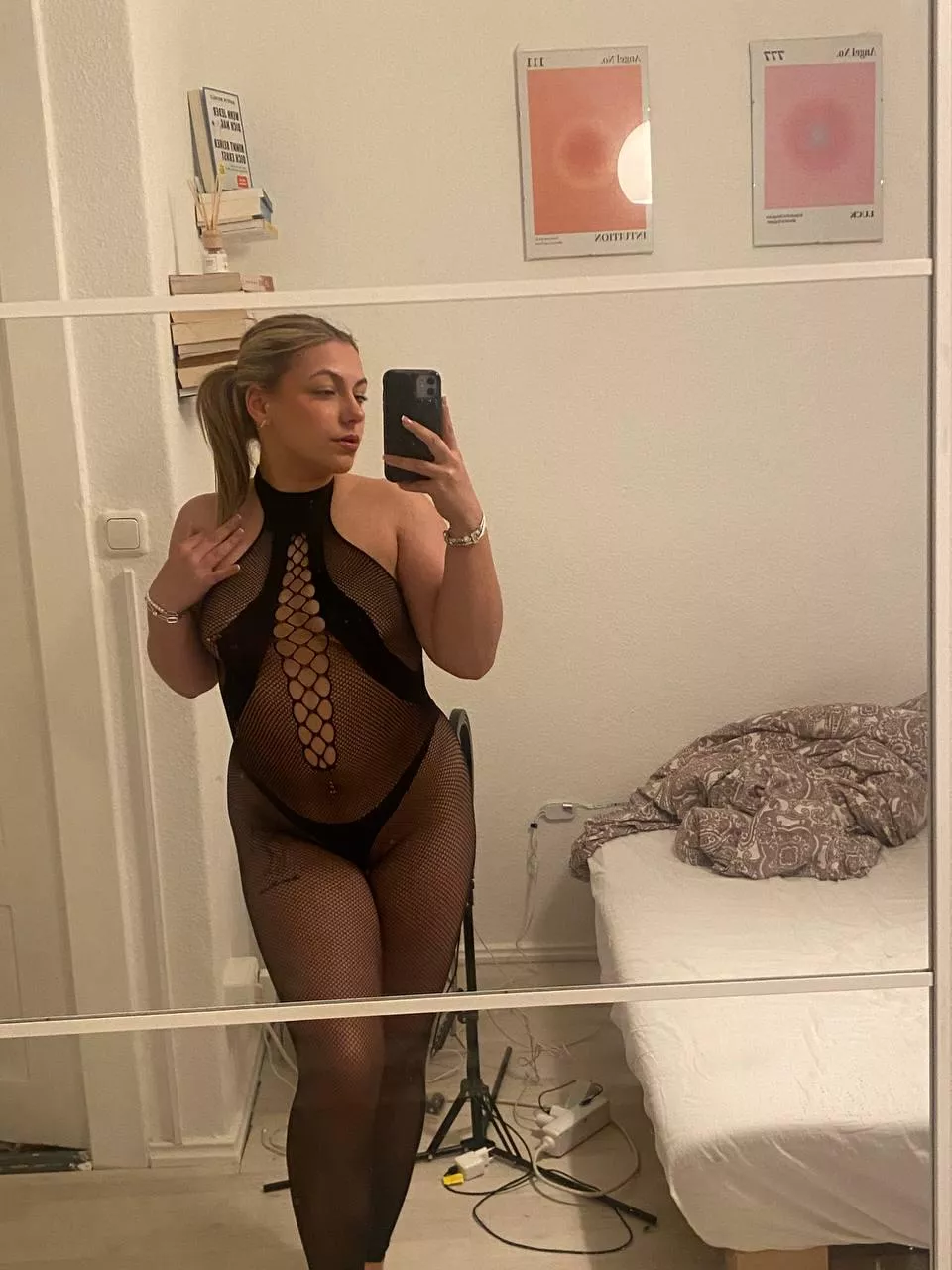 would you like to drift inside my thick curves?