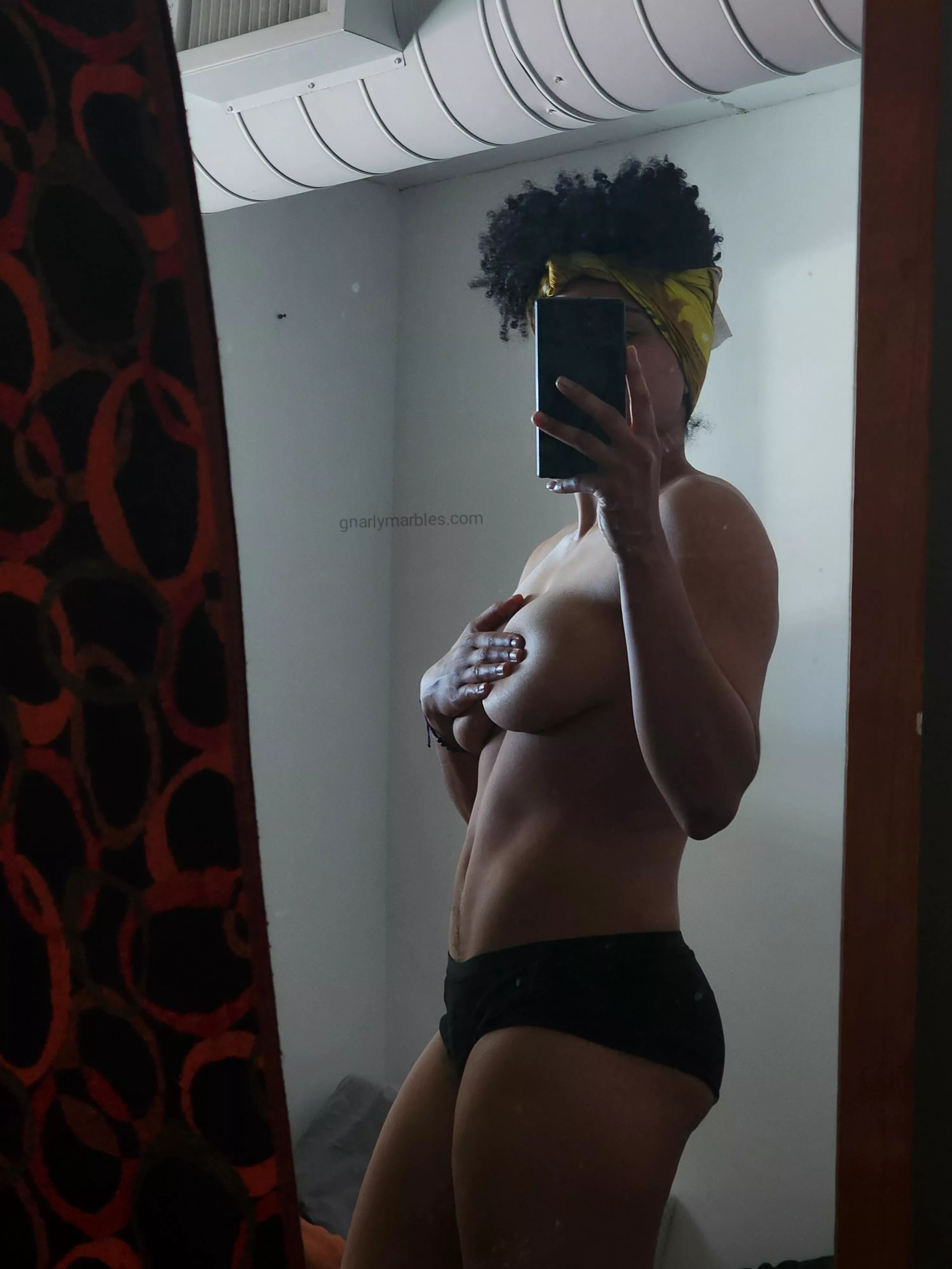 Are natural bodies and curls still in?