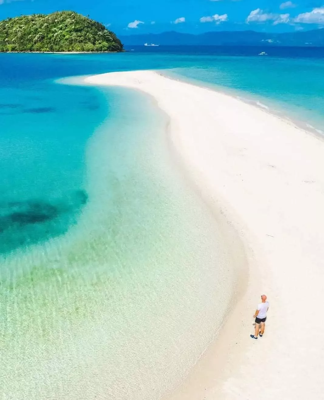 Bon Bon beach feat. Bang-og Island in Romblon, Philippines