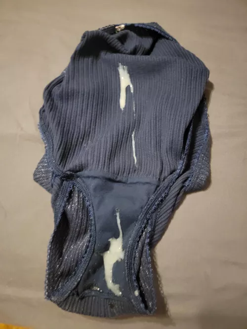 Cumshot in panties