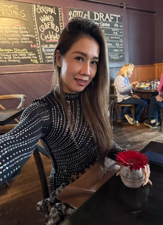 Feeling cute with this outfit