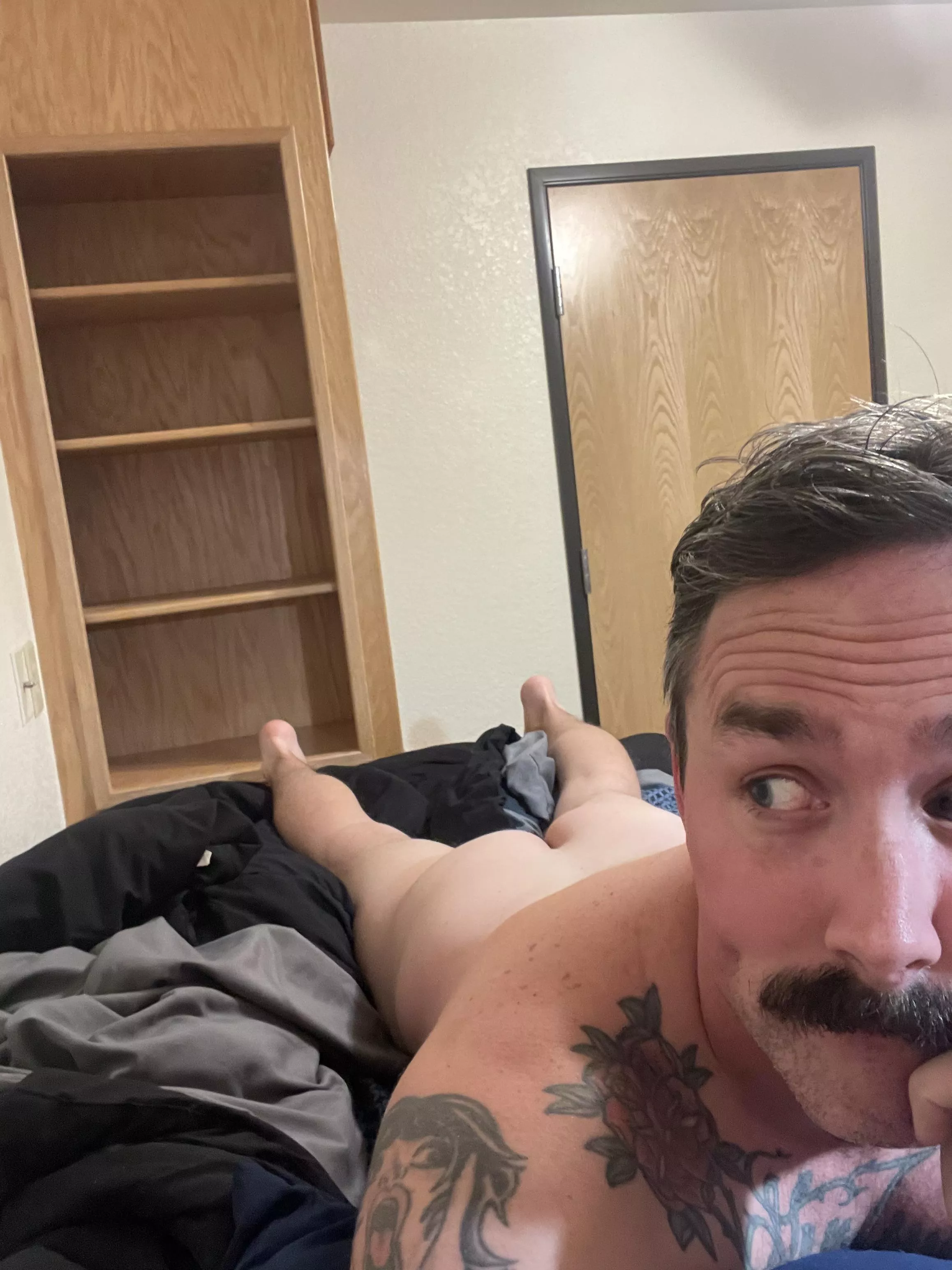 Happy Friday! Hopefully this is a good change up from the normal up close cock pics 😂😂 [37]