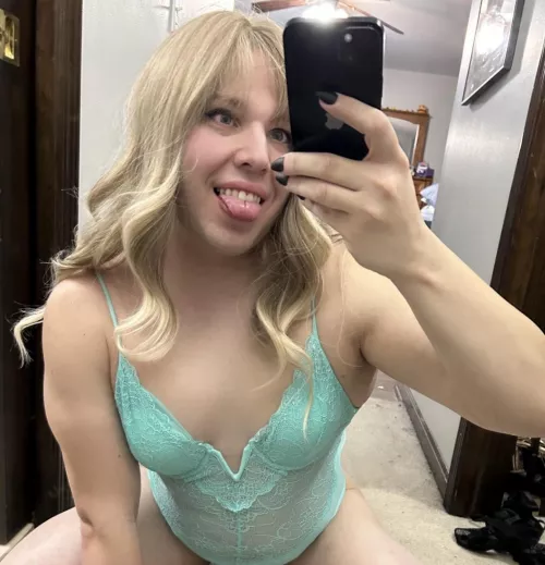 Hard to believe I used to date girls 😝💕