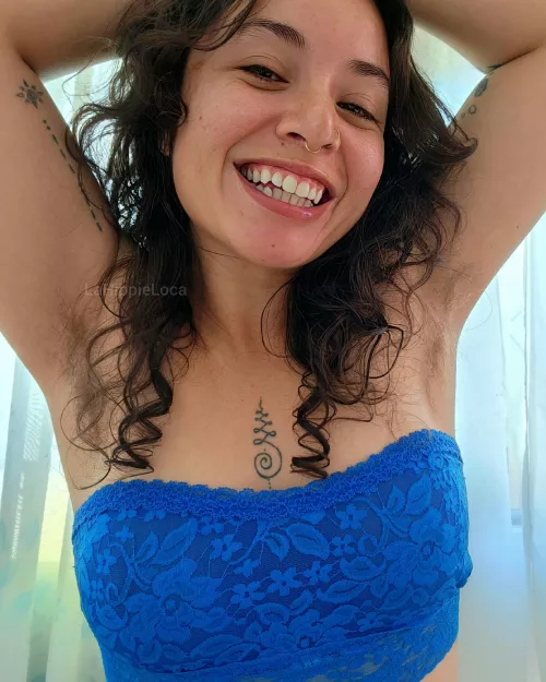 I can't believe hairy pits aren't the norm