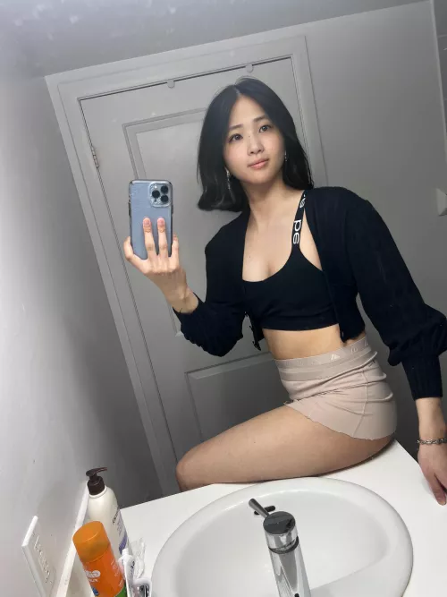 I want to be your favourite Asian sissy🤗🤗