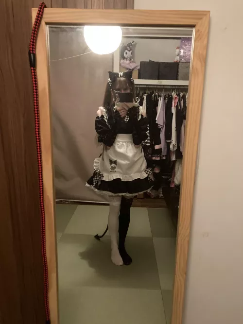 Mixing black and white socks ? Naaah