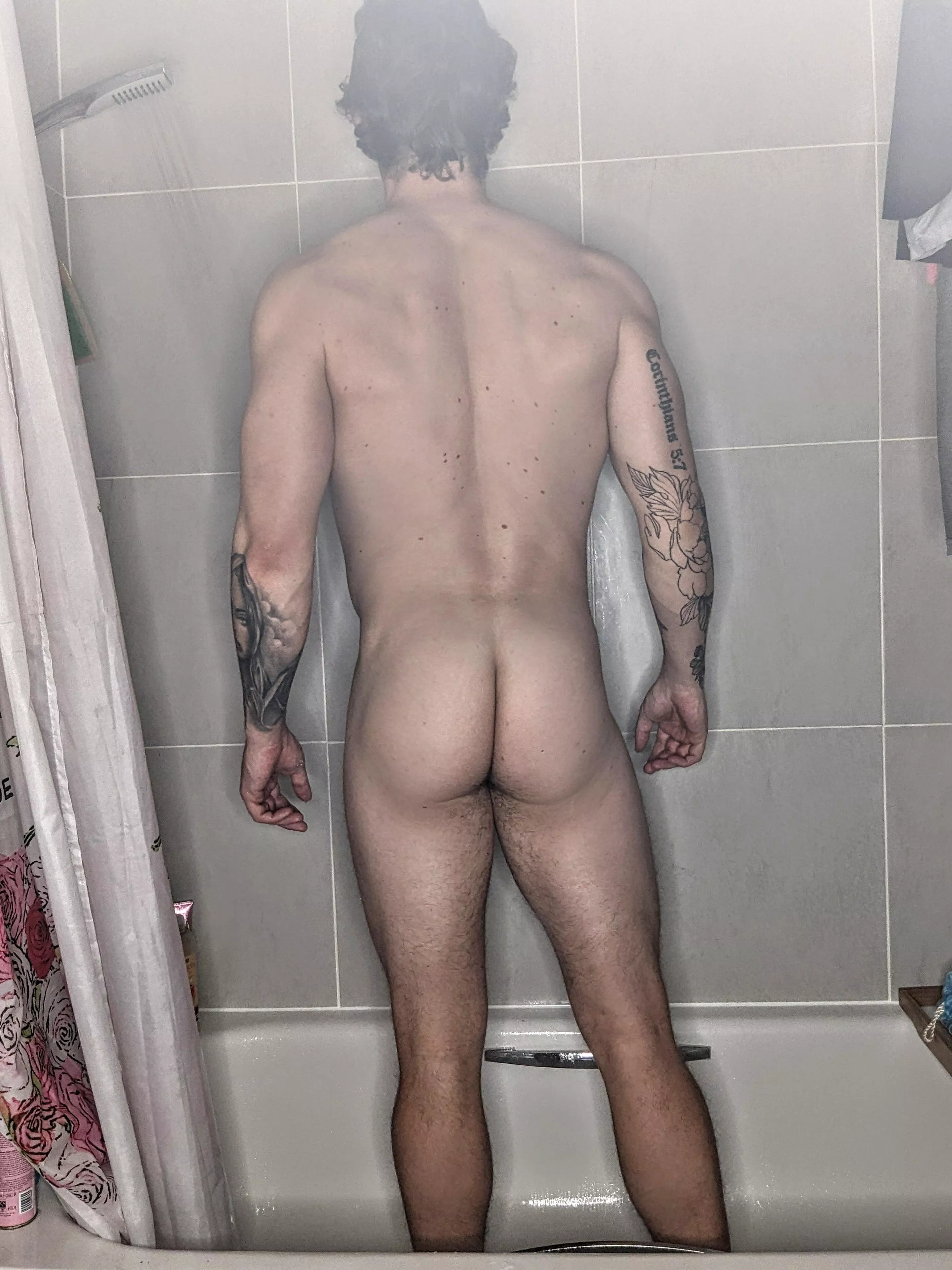 Steamy sessions 🦍