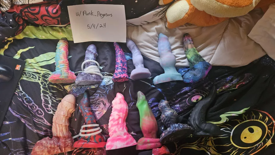 WTS Multiple fantasy toys 