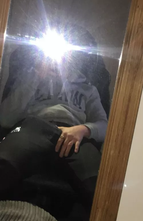 anyone wanna taste my morning wood👀