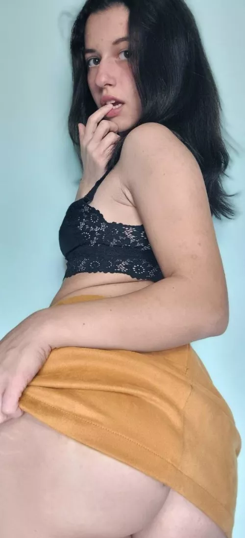 Hope you like the view up my skirt 😏