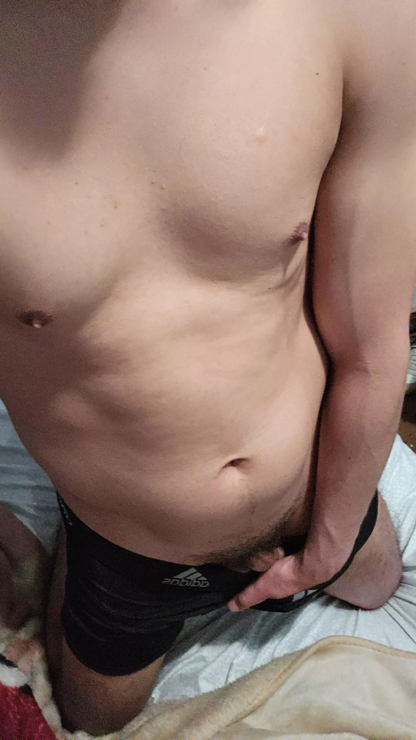 How do you guys feel about a little tease? 😏