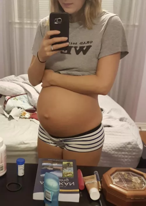 I felt so huge, but man I loved the belly!