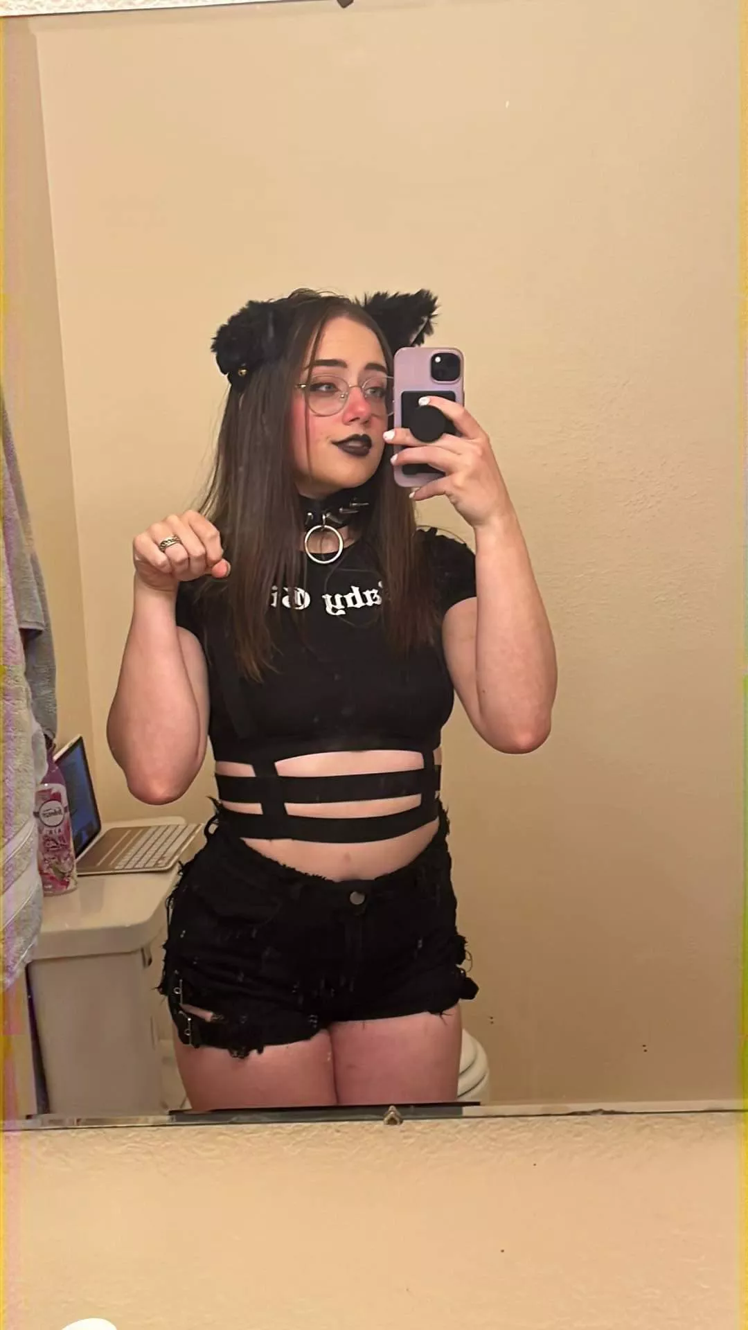 I just wanna feel like I belong. To you ;)