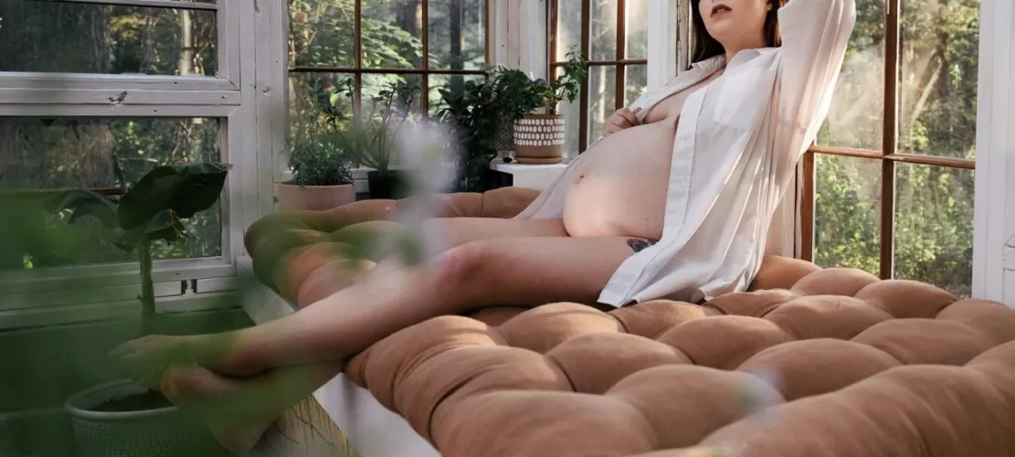 I’m bored. Come play with me tonight