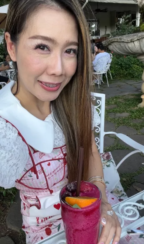 Let's beat the heat by drinking a fruit shake