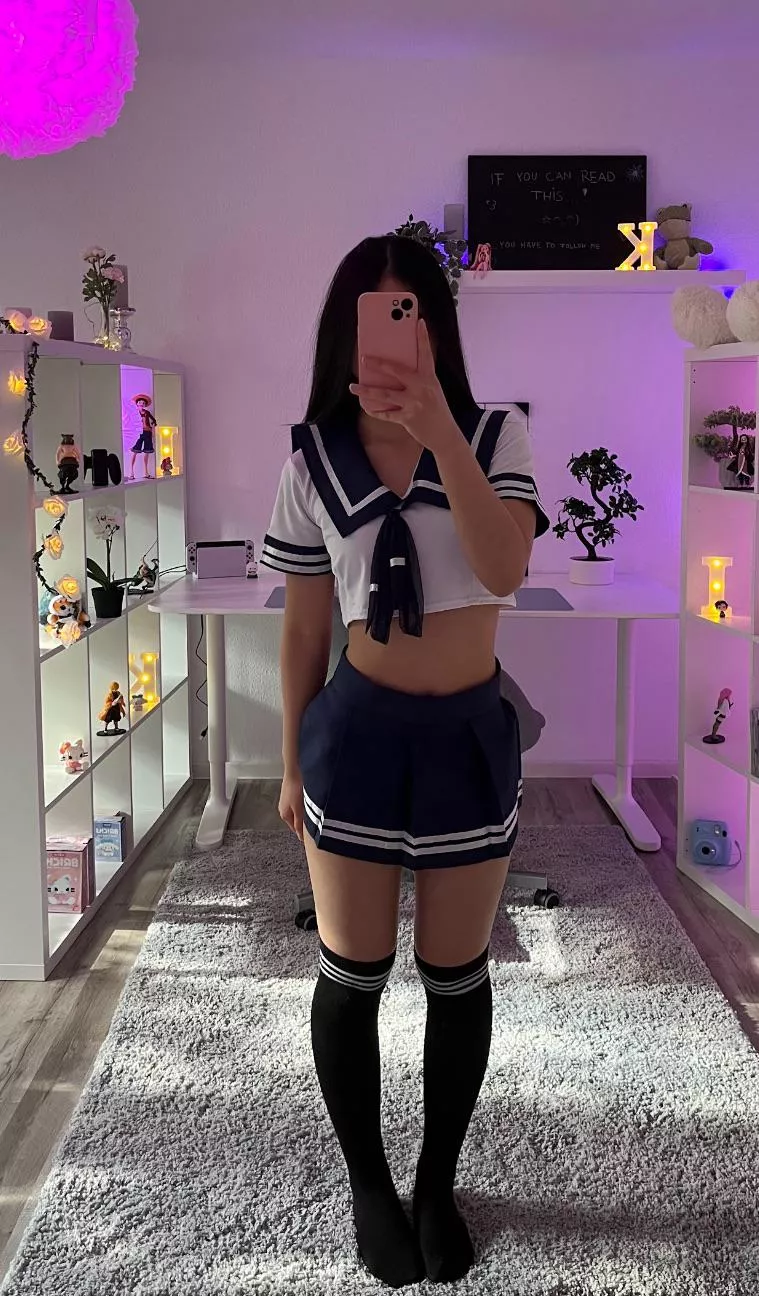 Nothing special over here ~ unless u find my hidden name 🤭