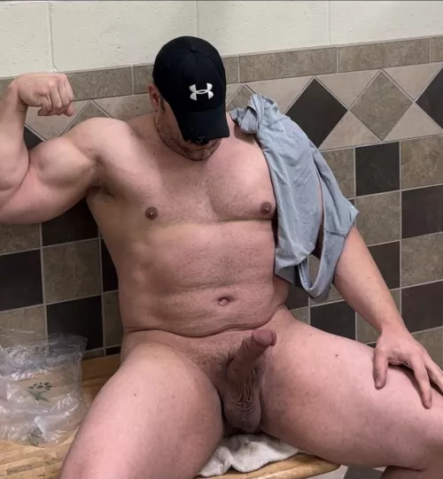 Say “Hi” if you like what you see