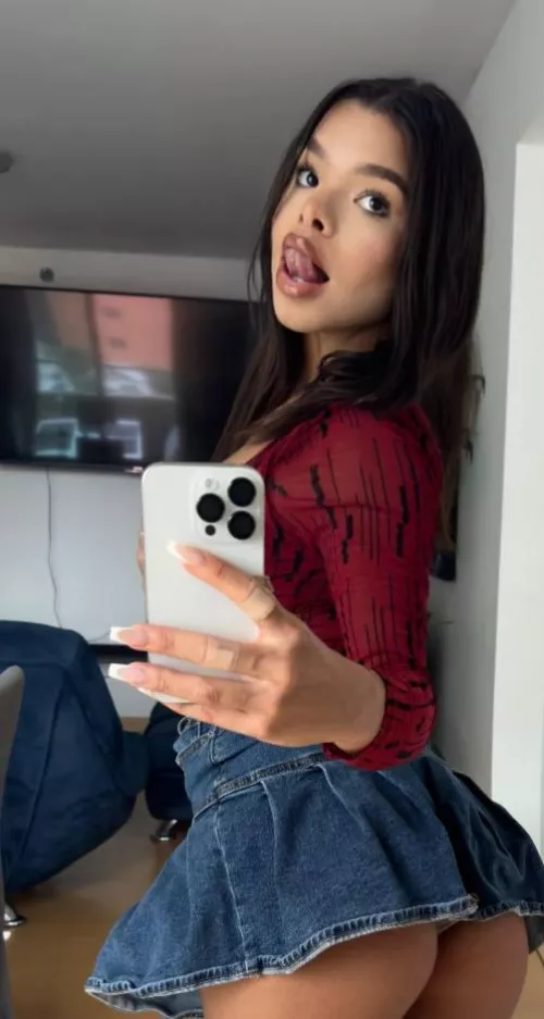 Would u fuck me dressed?