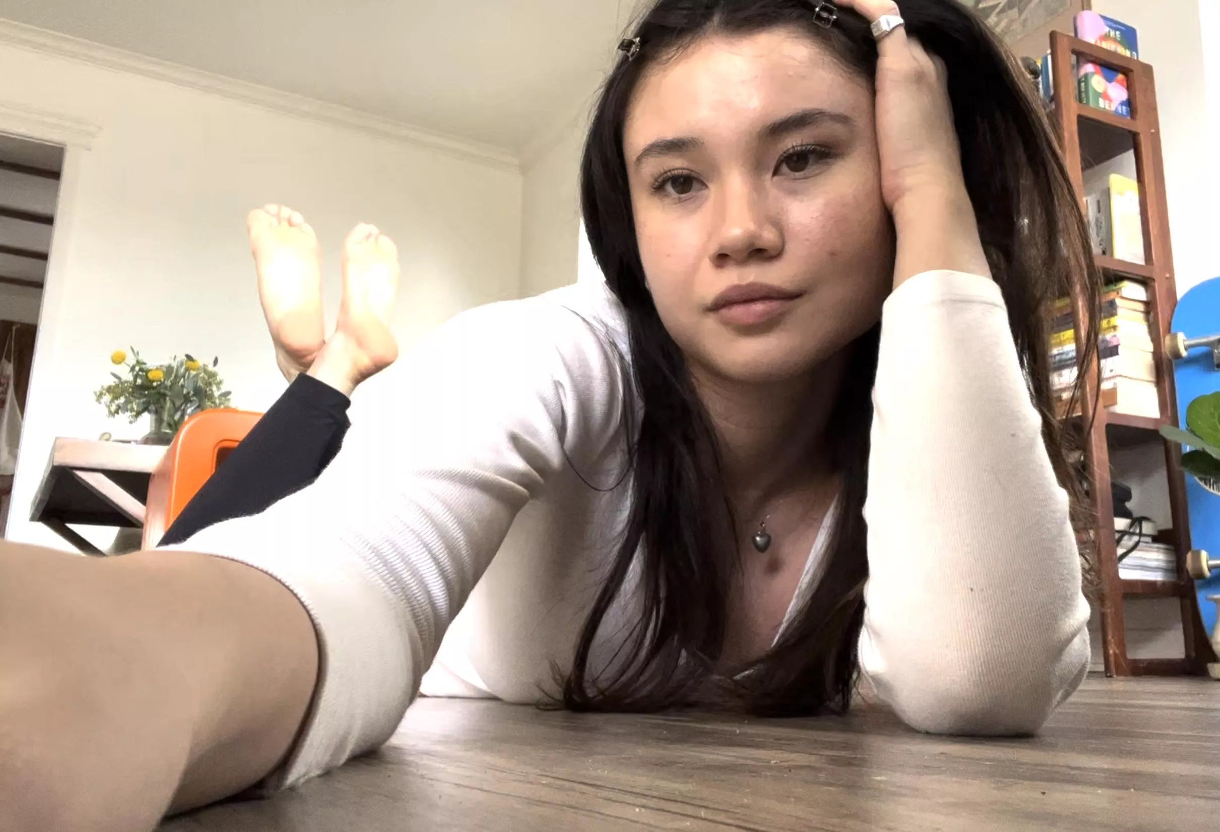 a little bored 🙃 can you do something that can make me smile? ❤️