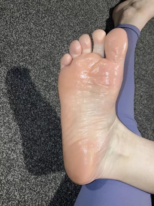 Cleaned and moisturised 🦶🏻🧼