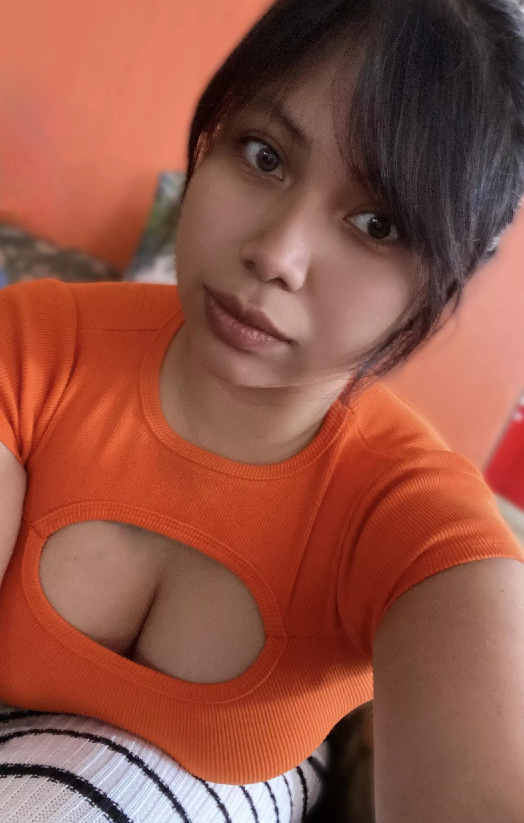 (F) if you look down, you lose