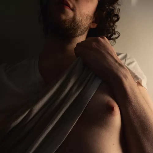 Found some nice reflected sunlight in my bedroom