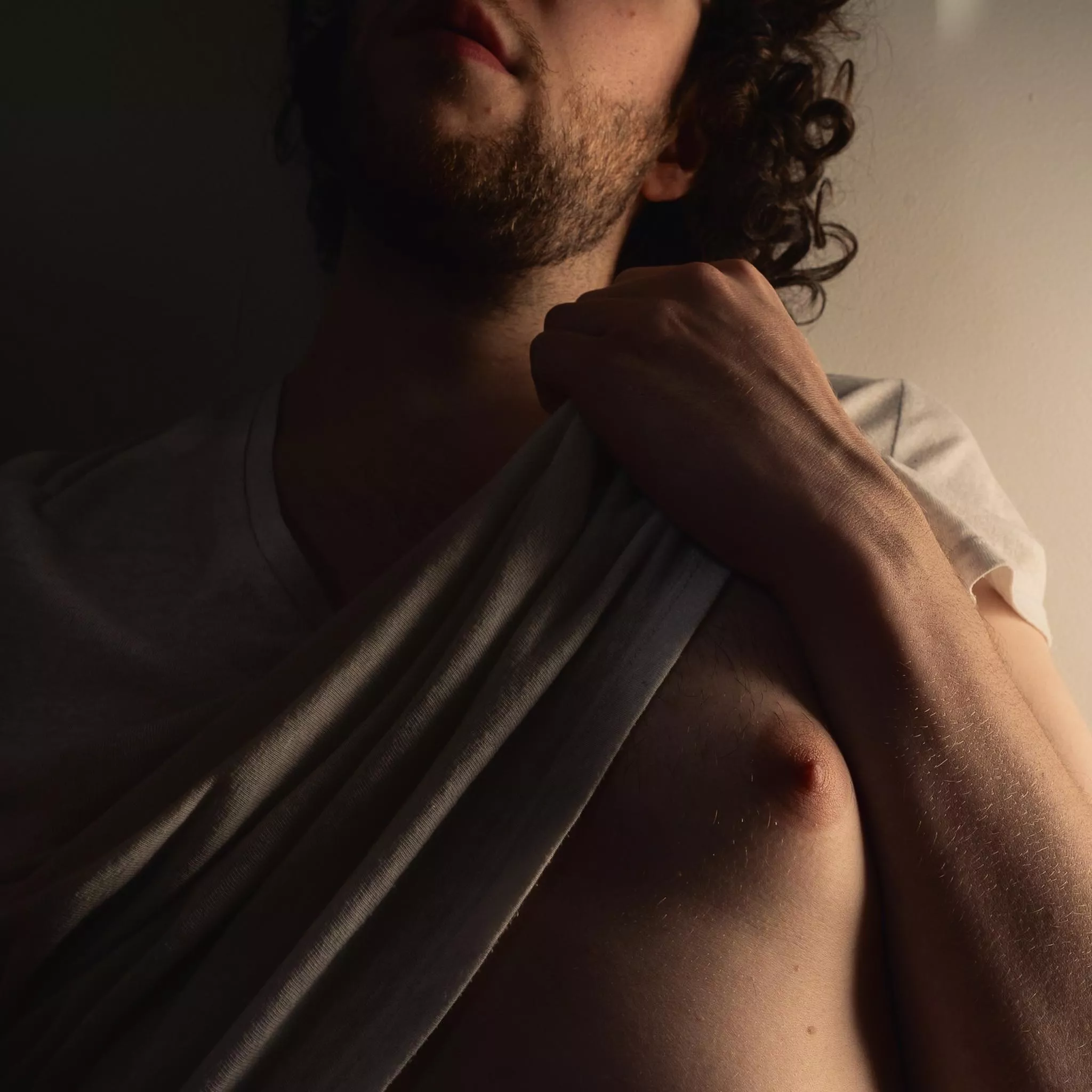 Found some nice reflected sunlight in my bedroom