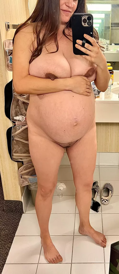 Getting soooo big and soooo horny!!!