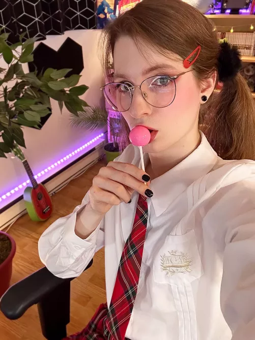 Guys what name would fit me well? 😳💞💖