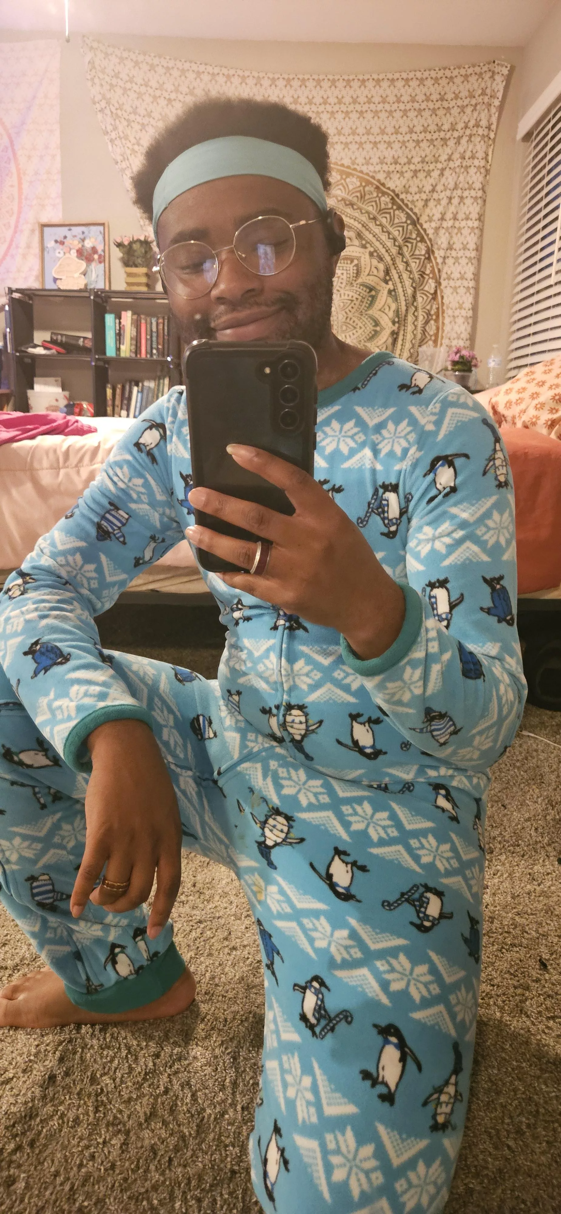 How to feel more comfortable wearing little clothes?