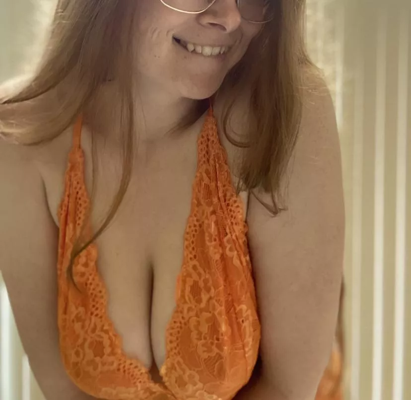 I hope everyone is having a boobtastic day;) 